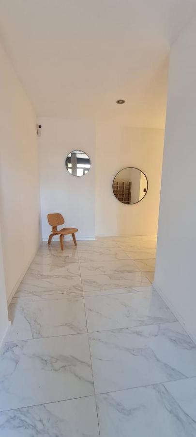 Monoambiente Del Barquito Alquiler Temporario Rosario Bagian luar foto